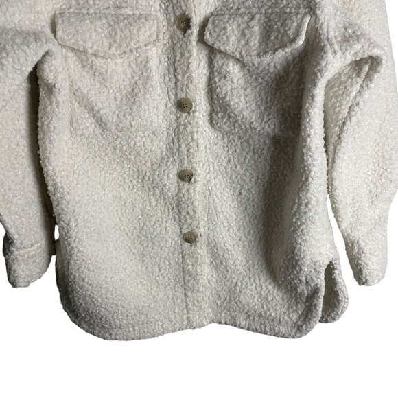 H&M Women's Casual Teddy Sherpa Shacket - Picture 3 of 8
